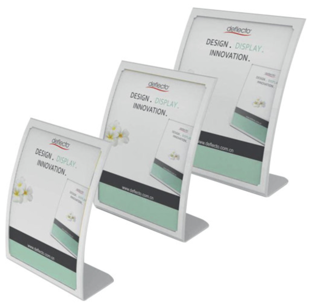 Gebogen affichehouder van polystyreen