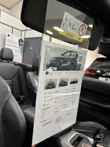 Verkoopkaarthouder voor zonneklep van polycarbonaat