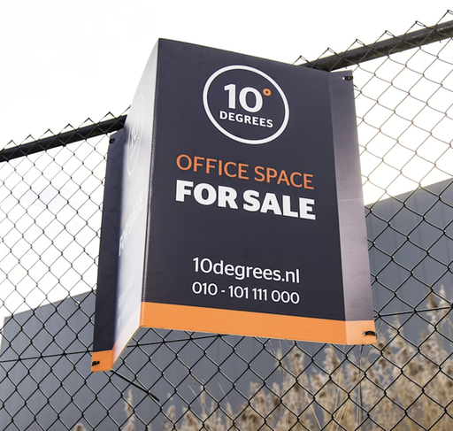 Panneau "Immobilier" avec marquage personnalisé